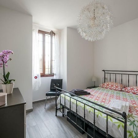 Appartamento Balkissa San Felice del Benaco Bagian luar foto